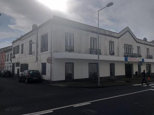 Ponta Delgada, Azoresのアパートメント・コンプレックス
