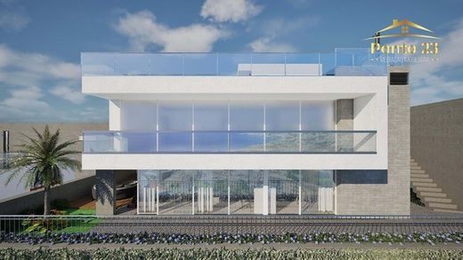 Villa in Santa Cruz, Madeira