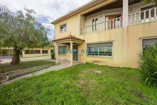 Villa a Pelariga, Pombal