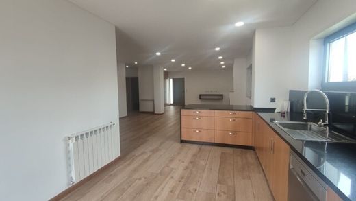 Willa w Escapães, Santa Maria da Feira