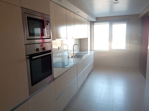 Apartment / Etagenwohnung in Afurada de Baixo, Vila Nova de Gaia