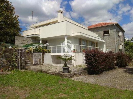 Villa in Santo Emilião, Póvoa de Lanhoso