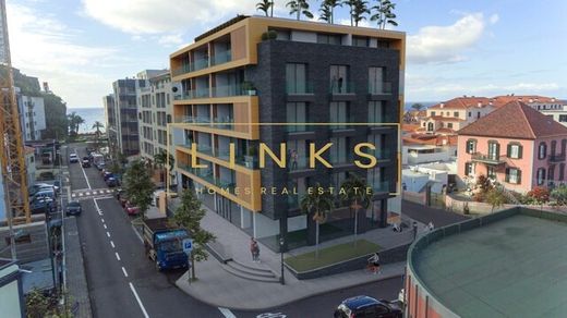 아파트 / Ribeira Brava, Madeira