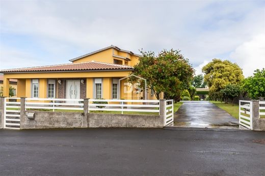 Villa in Vila Nova, Praia da Vitória