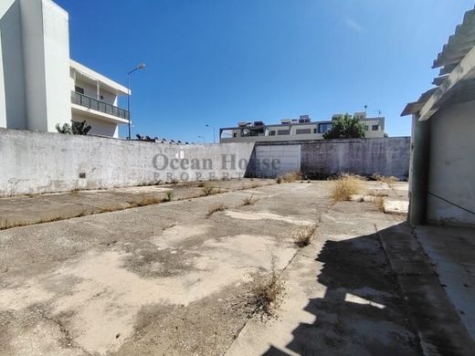 Land in Ferreiras, Albufeira Municipality