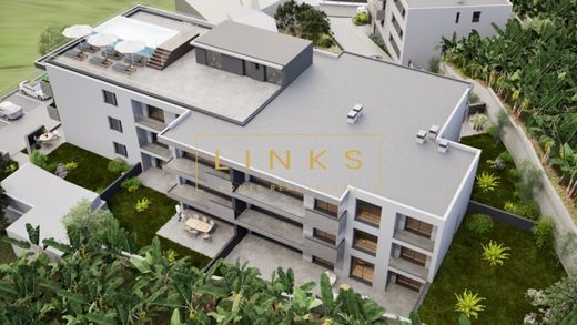 아파트 / Câmara de Lobos, Madeira