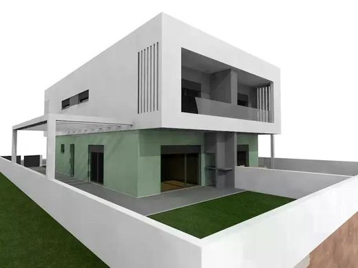 Villa - Fernao Ferro, Seixal
