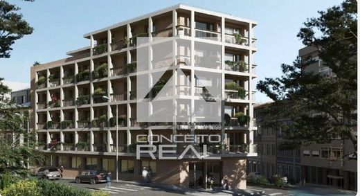 Apartment / Etagenwohnung in Bomfim, Porto