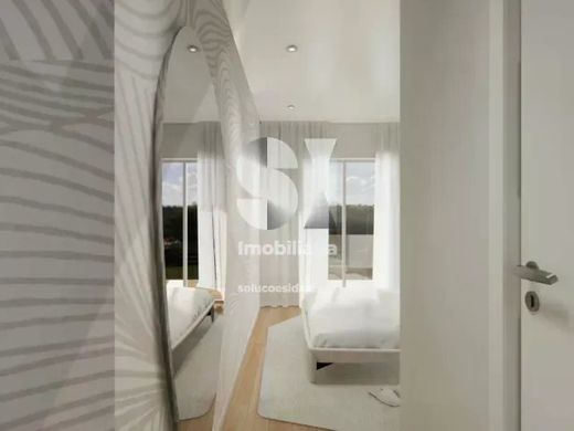 Apartment / Etagenwohnung in Santo António dos Olivais, Coimbra