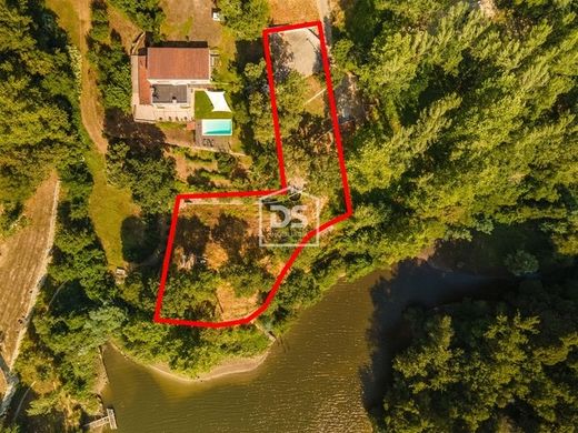 농장 / Luzim, Penafiel