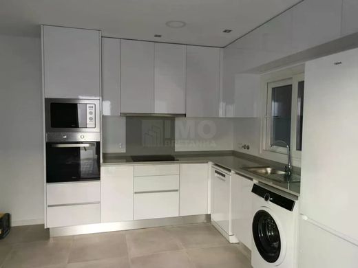 Villa a Fernao Ferro, Seixal