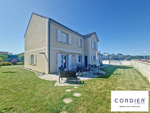 Maison de luxe à Havange, Moselle