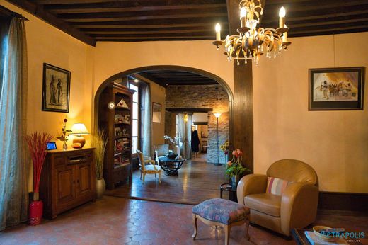 Maison de luxe à Tournus, Saône-et-Loire