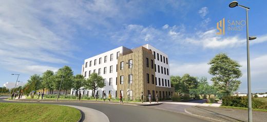 Office in Fleury-sur-Orne, Calvados
