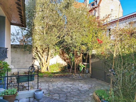 Casa di lusso a Enghien-les-Bains, Val d'Oise