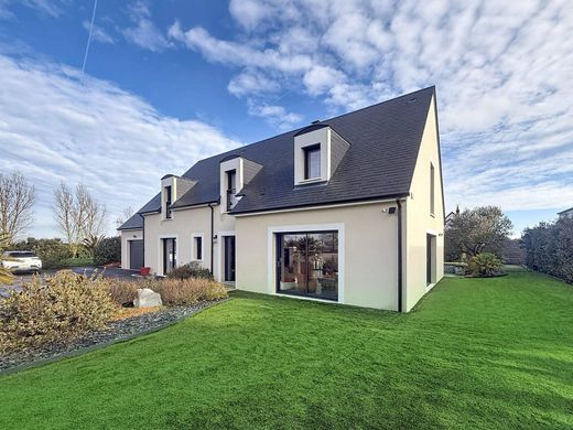 Saint-Avertin, Indre-et-Loireの高級住宅