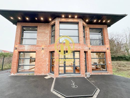 Элитный дом, Wattignies, North