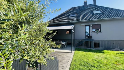 Luxury home in Weitbruch, Bas-Rhin