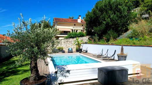 Элитный дом, Agen, Lot-et-Garonne