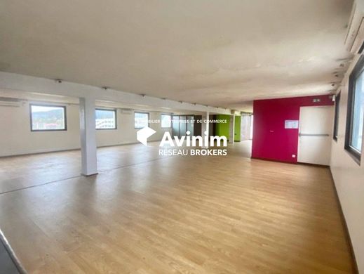 Офис, Franconville, Val d'Oise