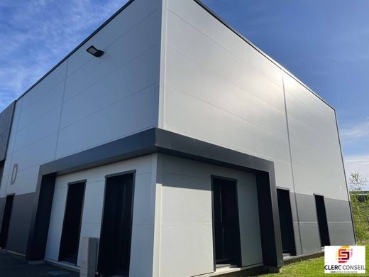 Office in Honguemare-Guenouville, Eure