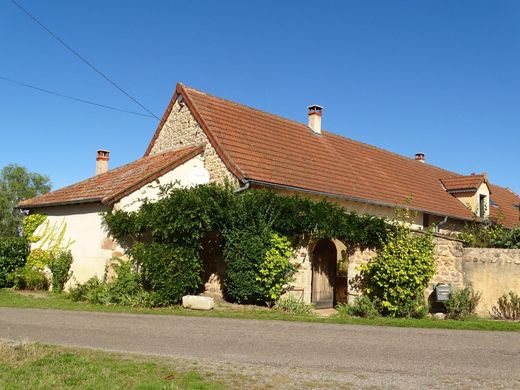 Casa de lujo en Cluny, Saona y Loira