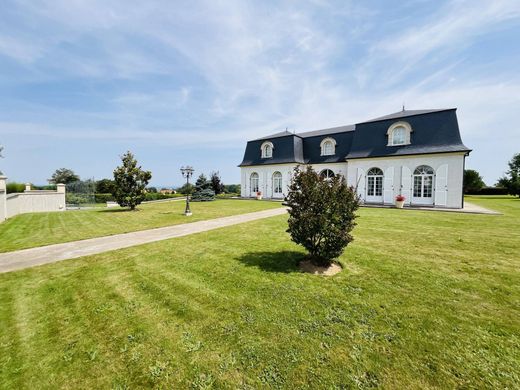 Luxury home in Montluçon, Allier