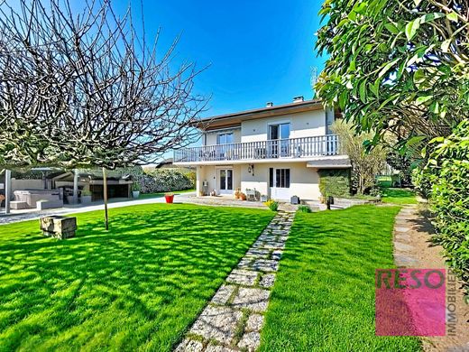 Luxury home in Vétraz-Monthoux, Haute-Savoie