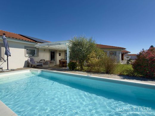 Casa de lujo en Saint-Cyprien, Loira