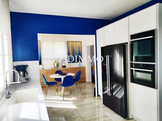 Casa de luxo - Chennevières-sur-Marne, Val-de-Marne