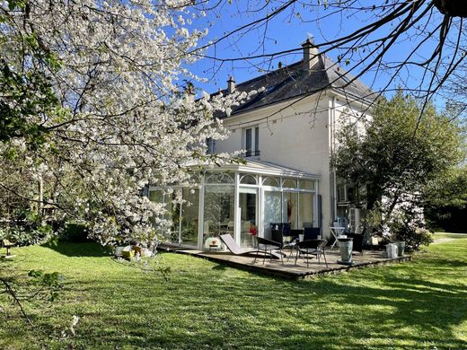 Luxury home in Tours, Indre and Loire