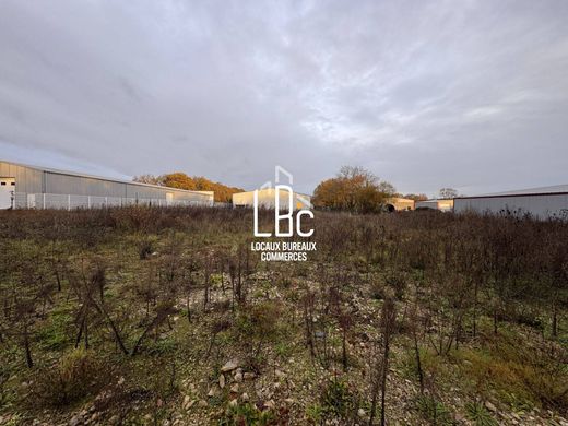 Land in Saint-Aignan-Grandlieu, Loire-Atlantique