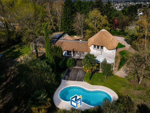 Luxury home in Montbazon, Indre and Loire