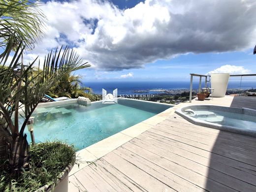 Элитный дом, Faa'a, Îles du Vent