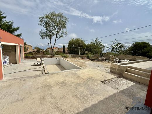 豪宅  Sari-Solenzara, South Corsica