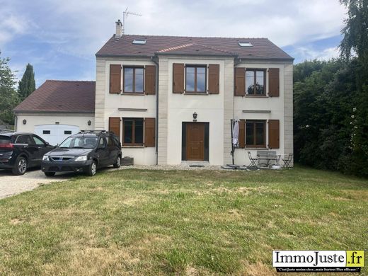 Casa di lusso a Le Perray-en-Yvelines, Yvelines
