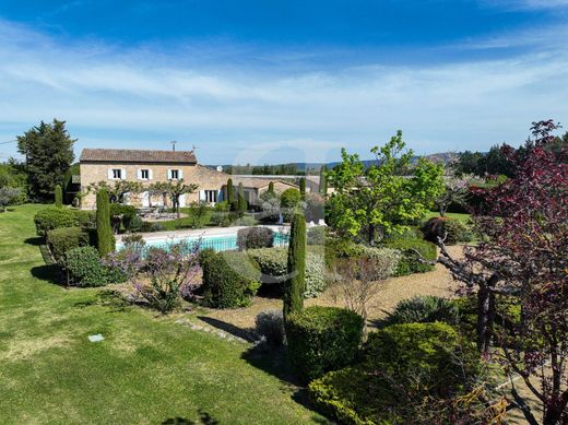 Luxury home in Lagnes, Vaucluse