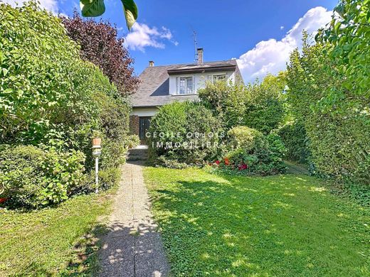 Luxe woning in Champigny-sur-Marne, Val-de-Marne