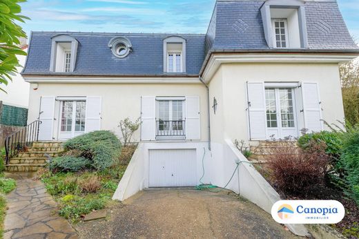 Luxe woning in Cachan, Val-de-Marne