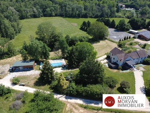 Casa de lujo en Pouilly-en-Auxois, Cote D'Or