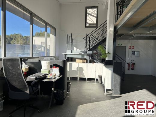 Офис, Gardanne, Bouches-du-Rhône