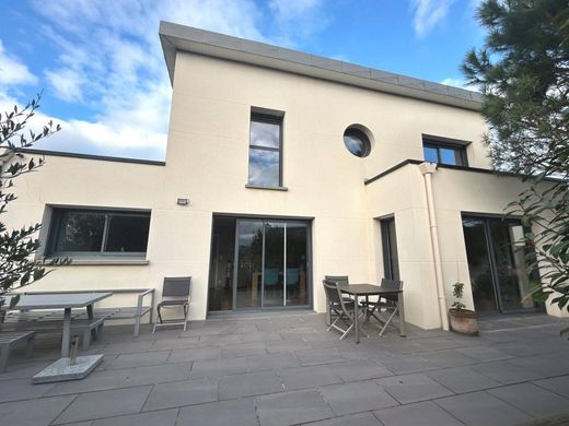 Maison de luxe à Plérin, Côtes-d'Armor