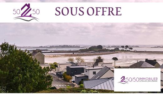 ‏בתי יוקרה ב  Saint-Pol-de-Léon, Finistère