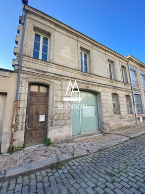 Residential complexes in Bordeaux, Gironde