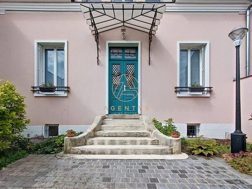 Luksusowy dom w Saint-Maur-des-Fossés, Val-de-Marne