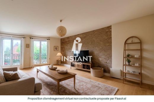 Apartment / Etagenwohnung in Maisons-Alfort, Val-de-Marne