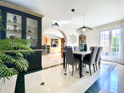 Casa de lujo en Saint-Gratien, Valle de Oise