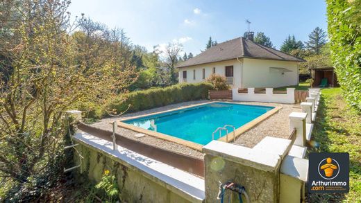 Luxury home in Saint-Genis-Laval, Rhône