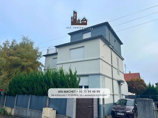 Edificio en Saint-Louis, Alto Rin