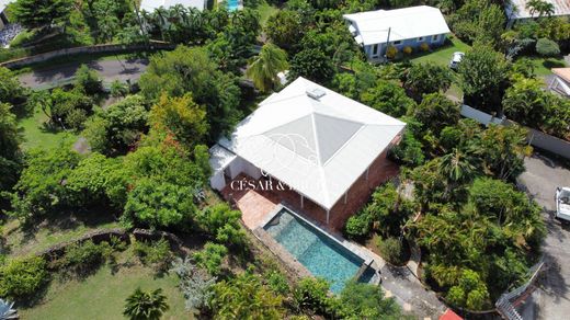 Luxury home in Le François, Martinique